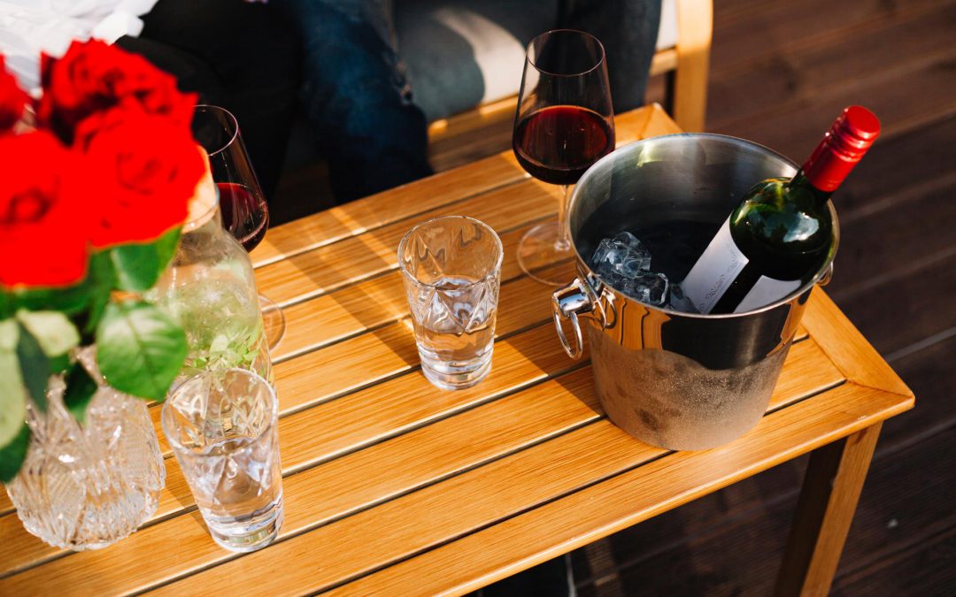 6 méthodes pour servir votre vin frais